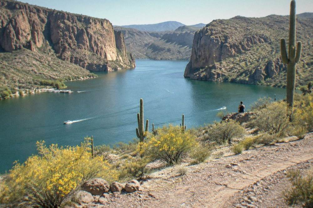 Canyon Lake surrounded by desert cliffs along the Apache Trail near Tortilla Flat